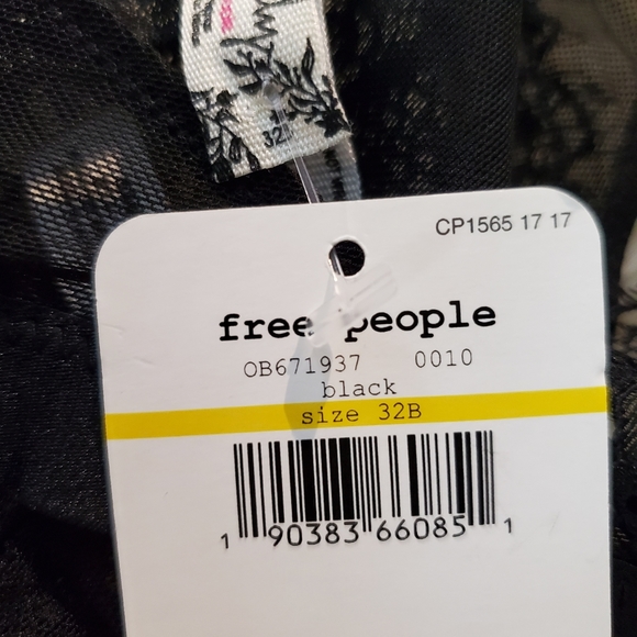 32B Black Free People bralette - Picture 6 of 6